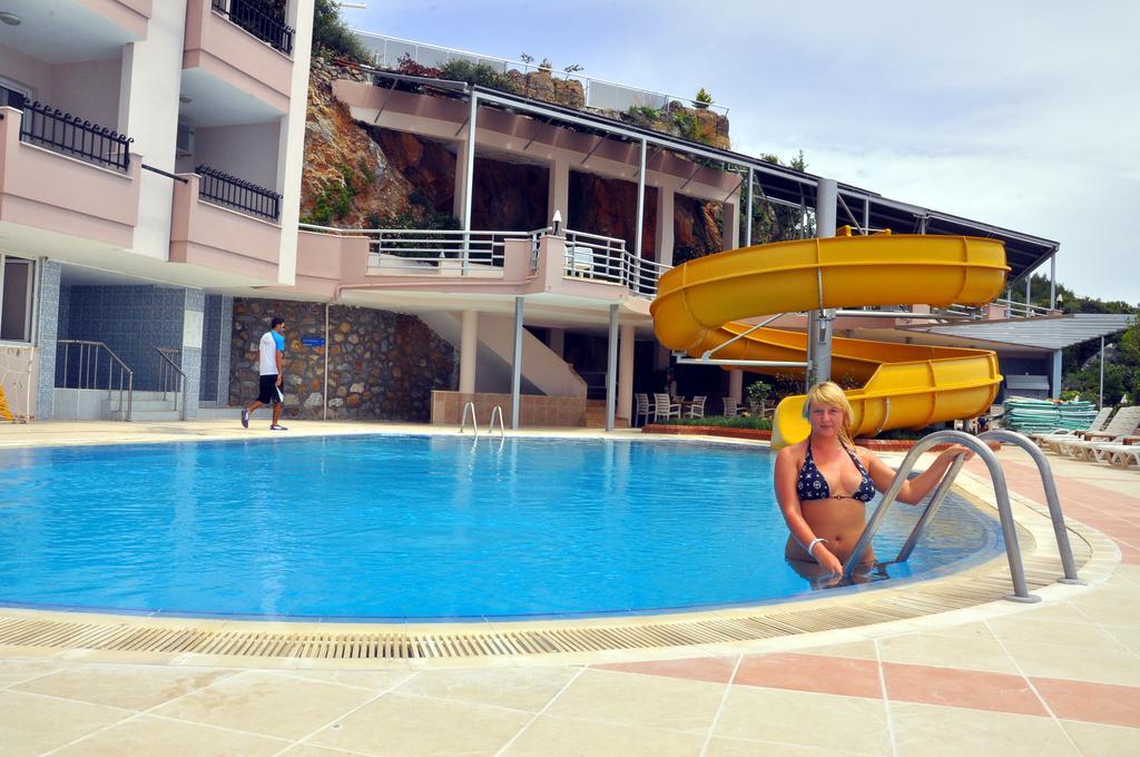 Blue Night Hotel Konakli Exterior photo